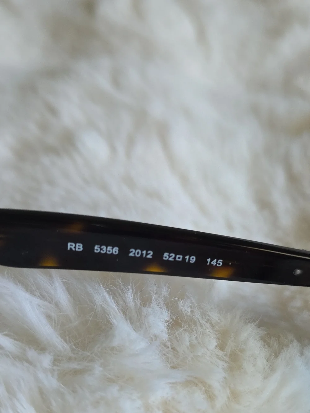 Ray-Ban Tortoiseshell Rounded Rectangular Glasses